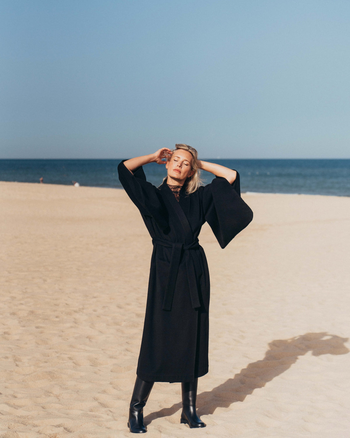 KIMONO O1 - Forever Black